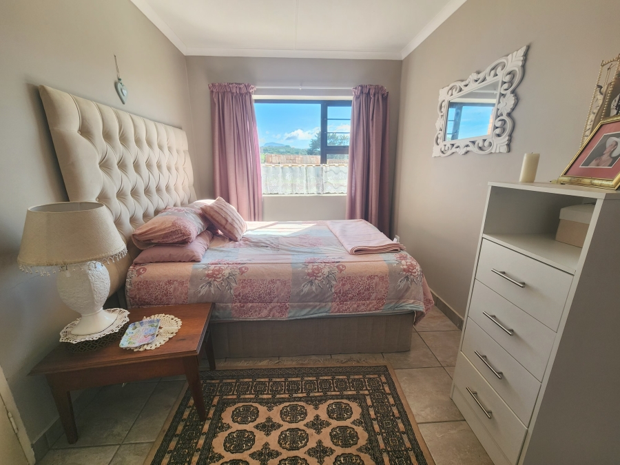 2 Bedroom Property for Sale in Tergniet Western Cape